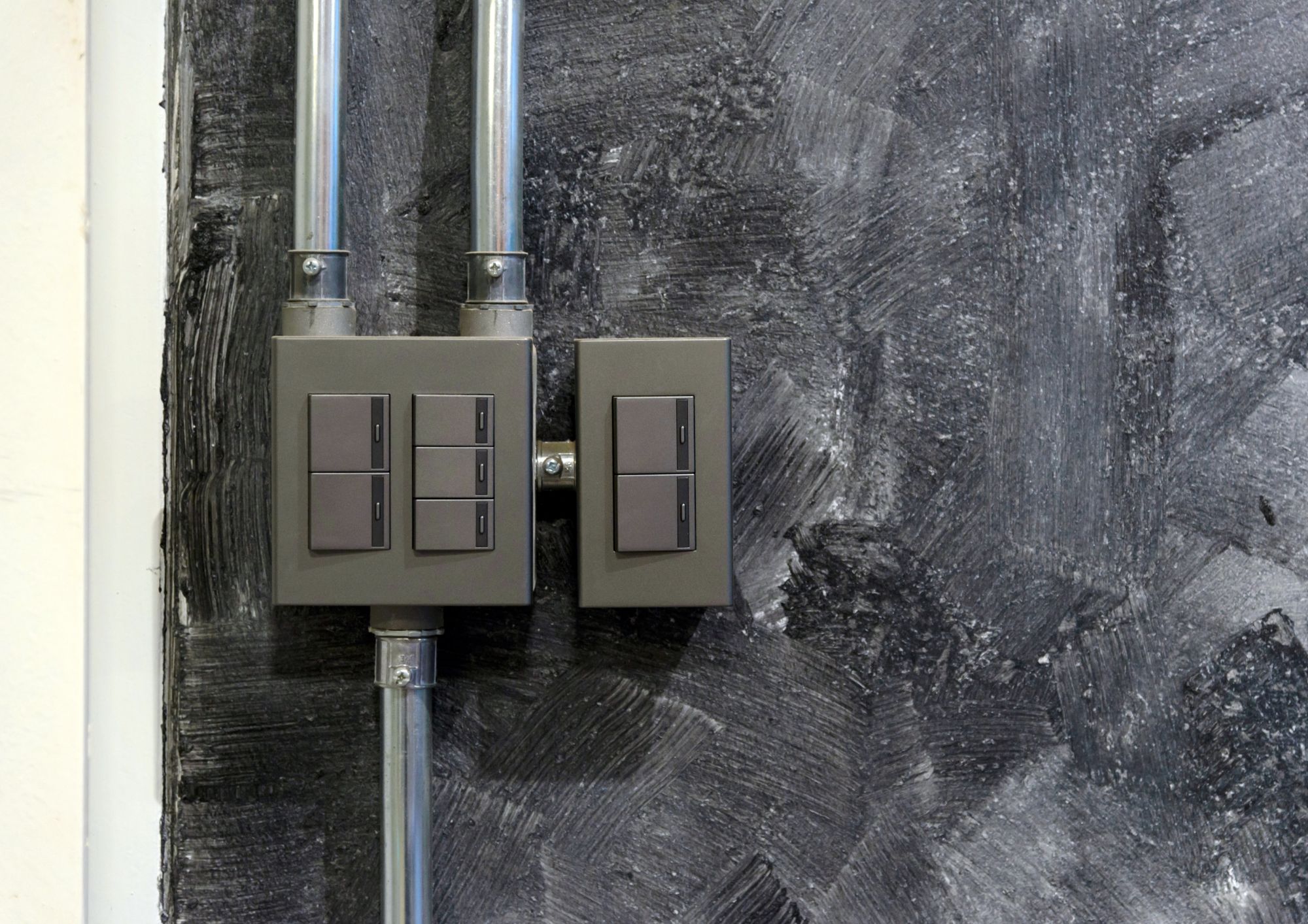 architrave switch back box