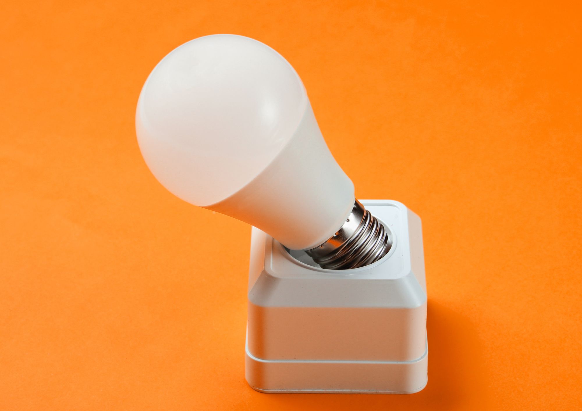 led bulb socket